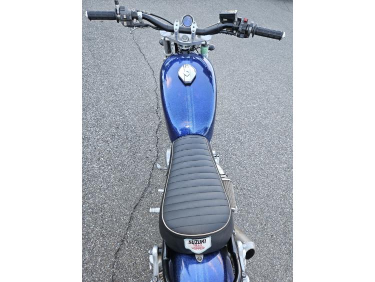 SUZUKI DR 750