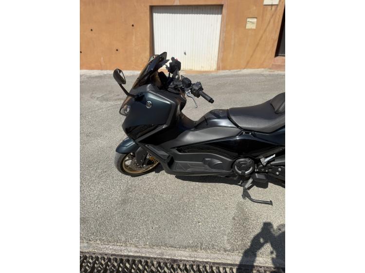YAMAHA XP T-MAX 560 TECH MAX