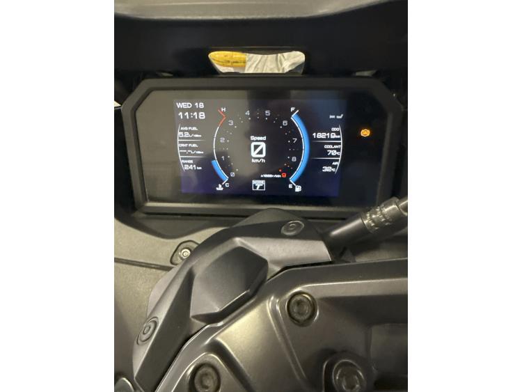 YAMAHA XP T-MAX 560 TECH MAX